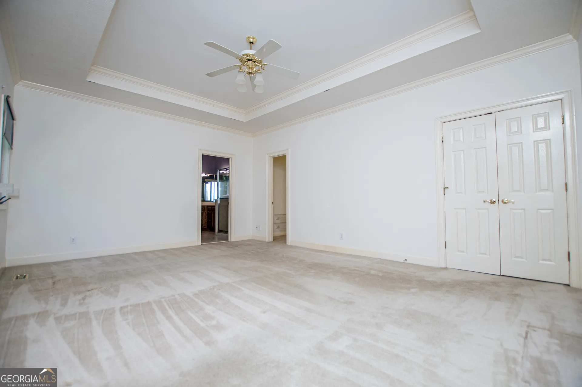 7378 N Mitchell Ct — photo 43 of 115