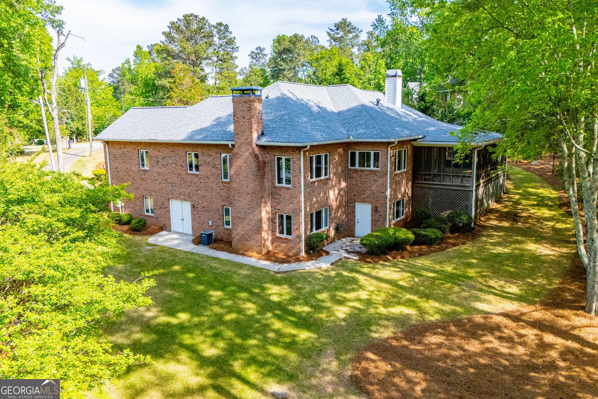 7378 N Mitchell Ct — photo 92 of 115