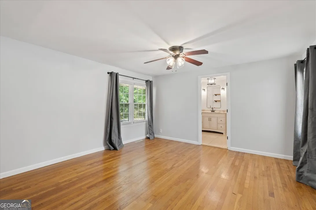 1172 Alabama St — photo 14 of 62
