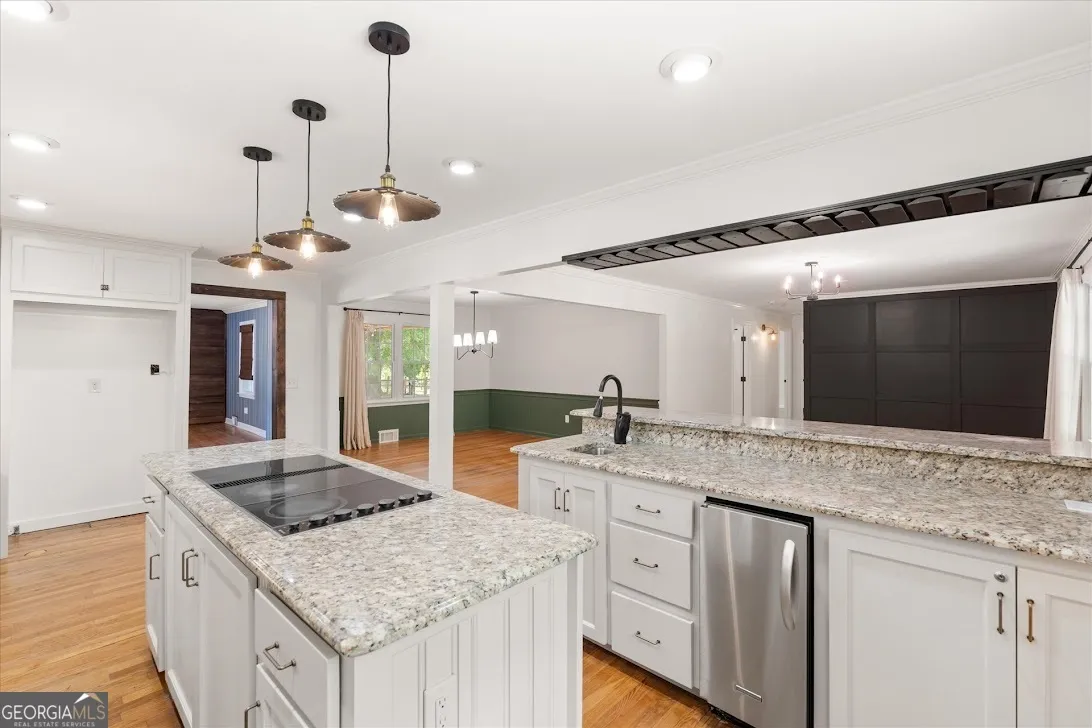 1172 Alabama St — photo 10 of 62