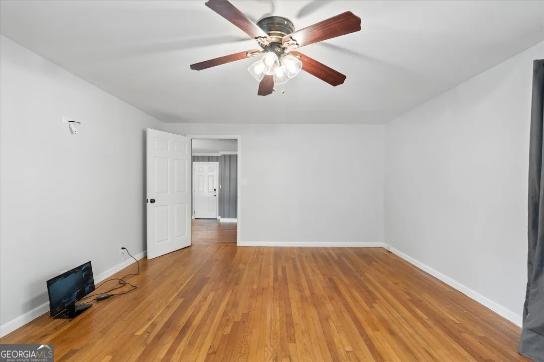 1172 Alabama St — photo 15 of 62