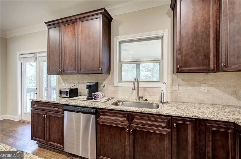60 Amberlily Ct — photo 15 of 68