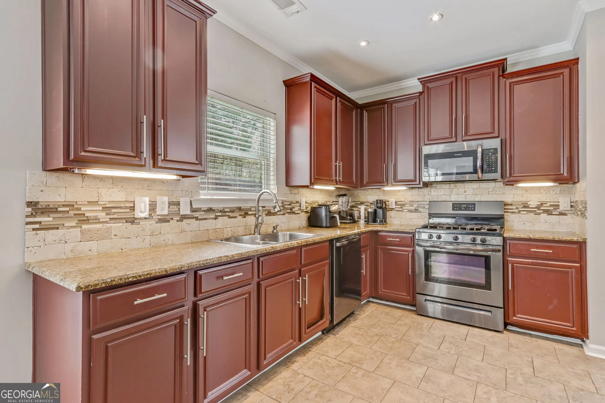 131 Birch St — photo 13 of 45