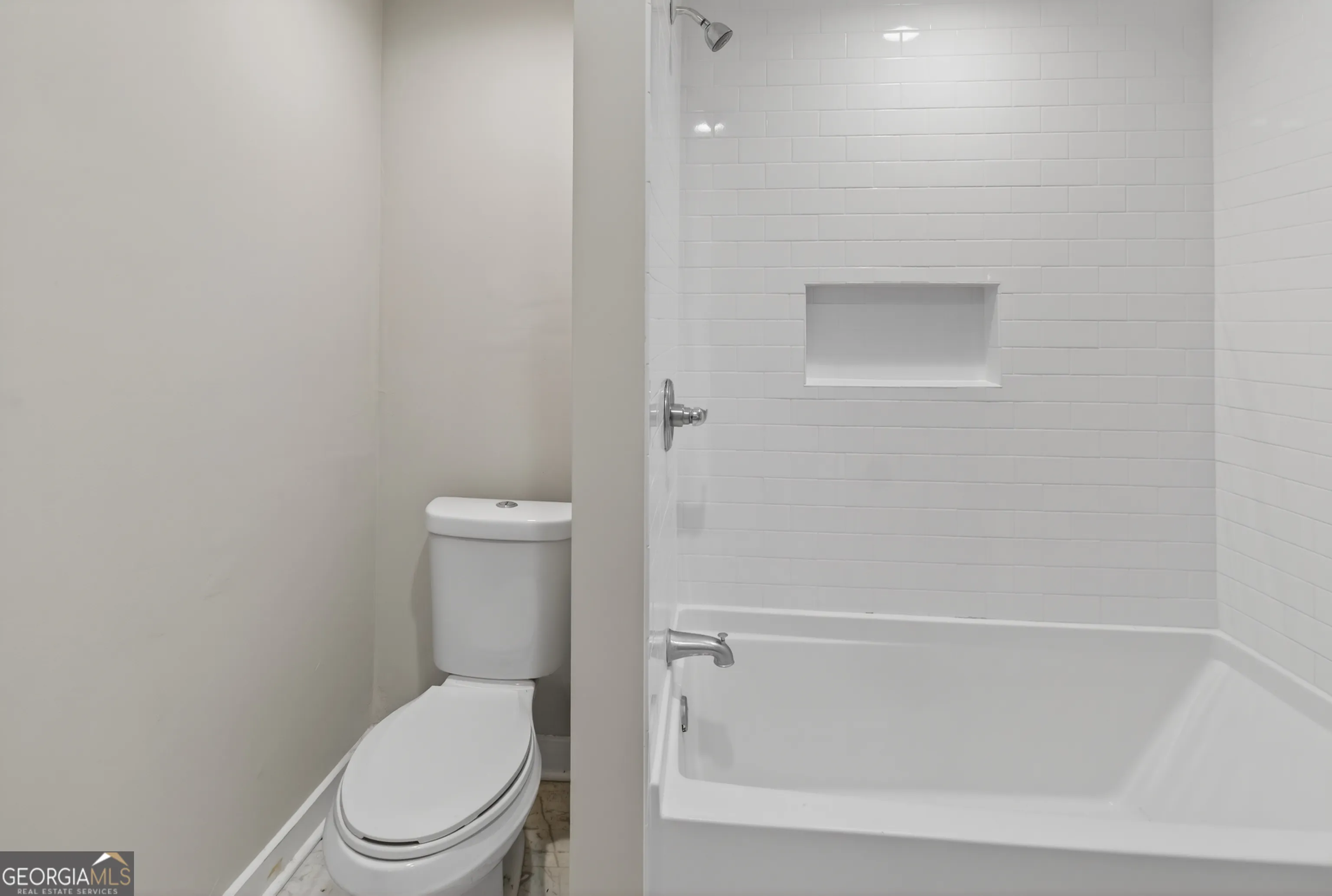 49 Milner St — photo 11 of 32