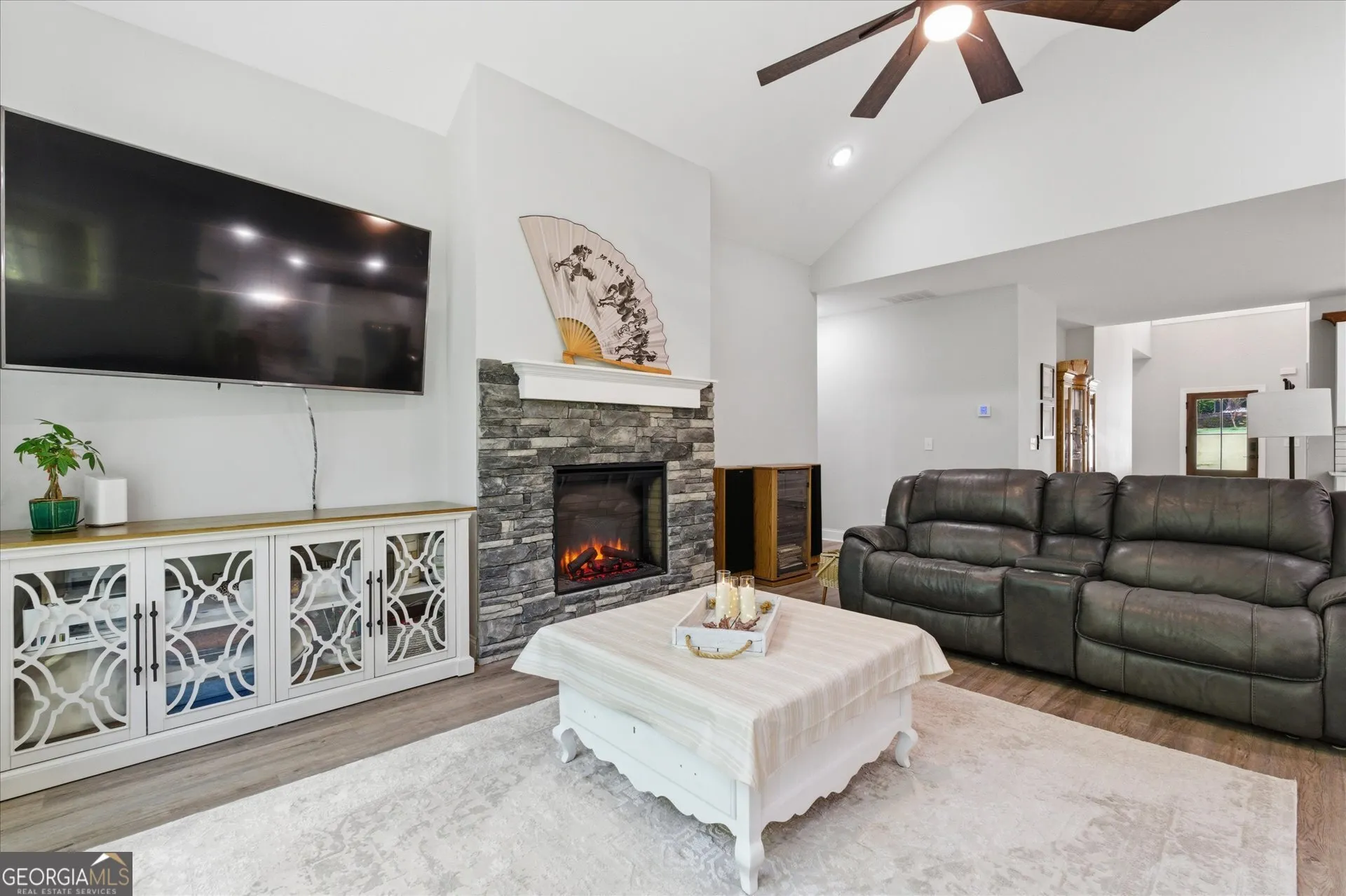 3046 Ridgeview Ct — photo 9 of 73