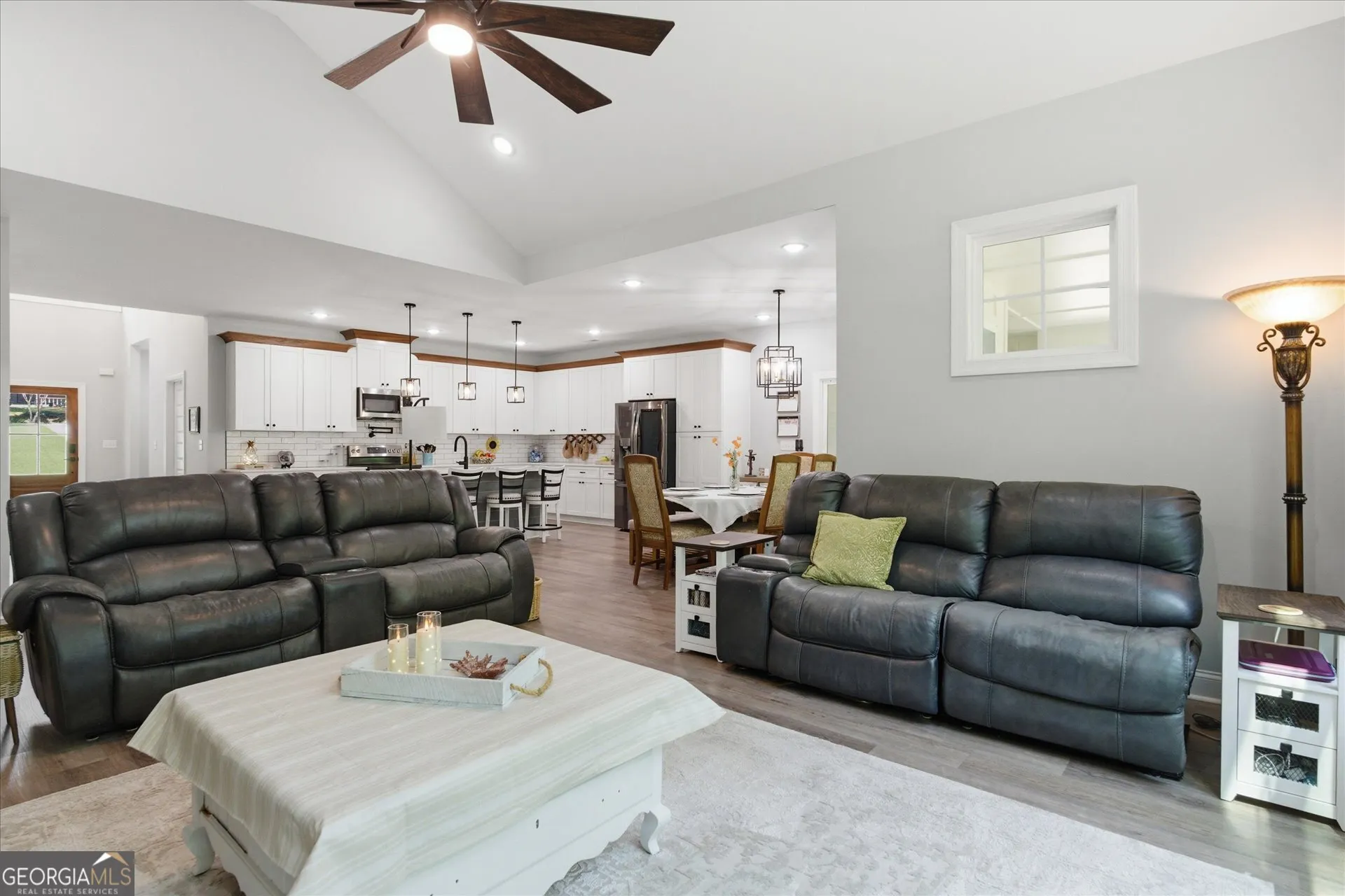 3046 Ridgeview Ct — photo 8 of 73