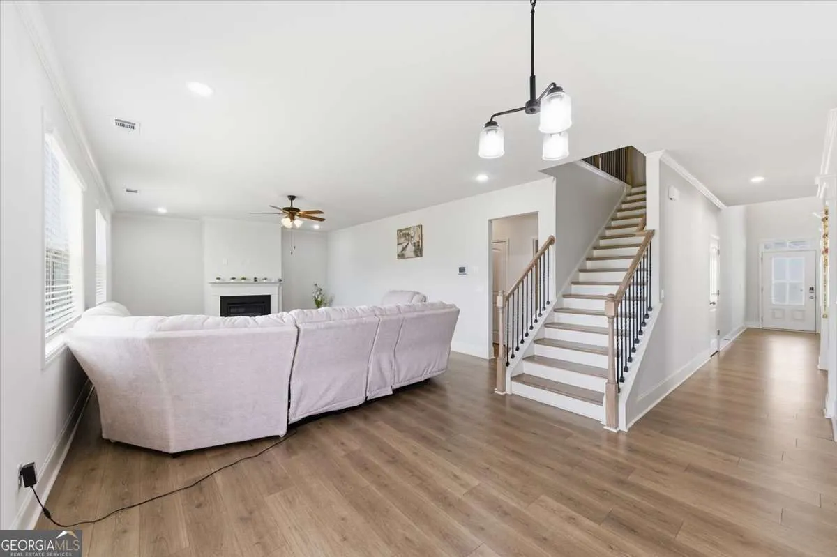 880 Garnet Dr — photo 24 of 57