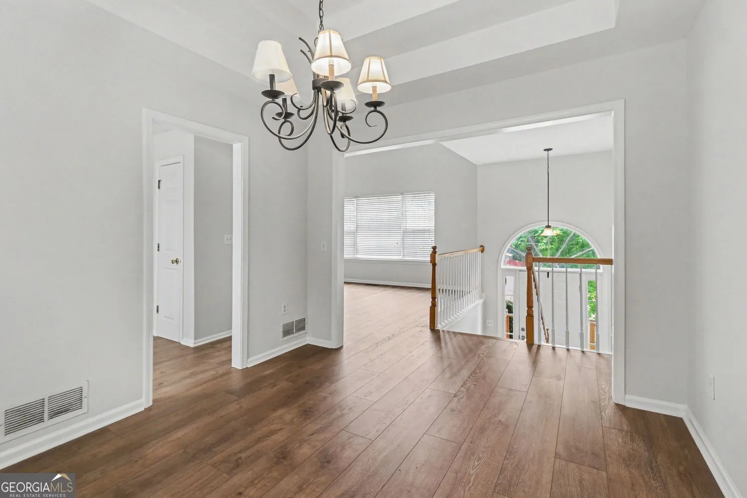 8936 Dornoch Cir — photo 3 of 34