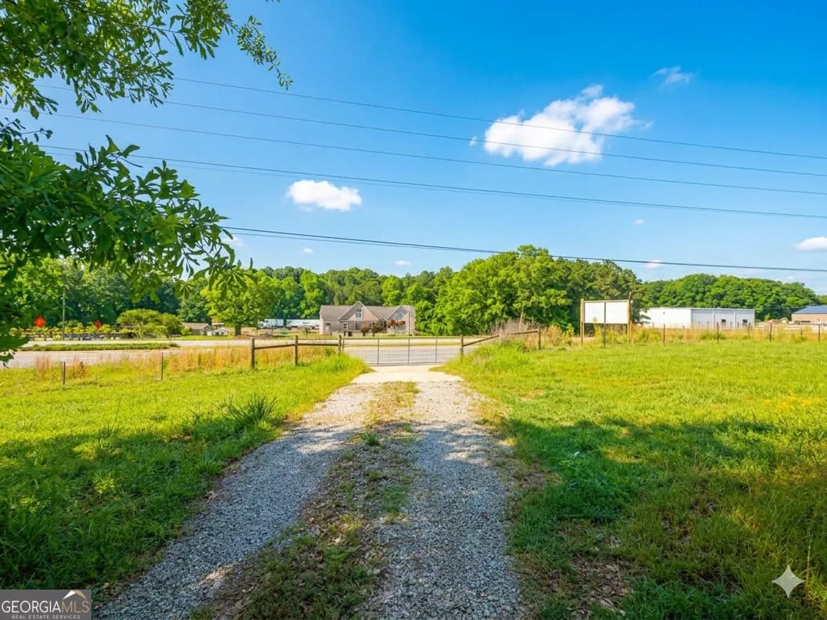 3130 Hiram Douglasville Hwy — photo 12 of 12