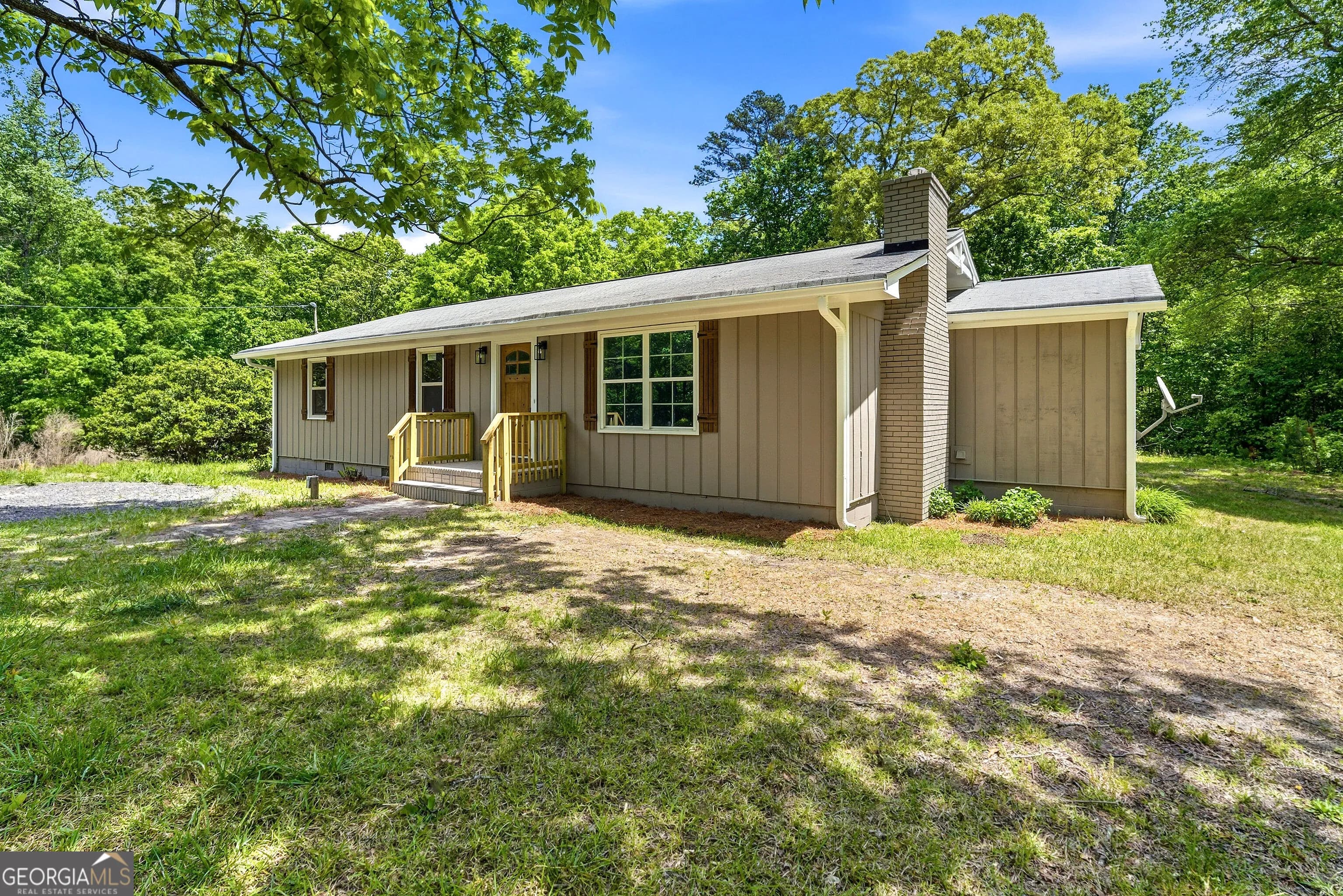 565 Ray Cole Rd — photo 13 of 26
