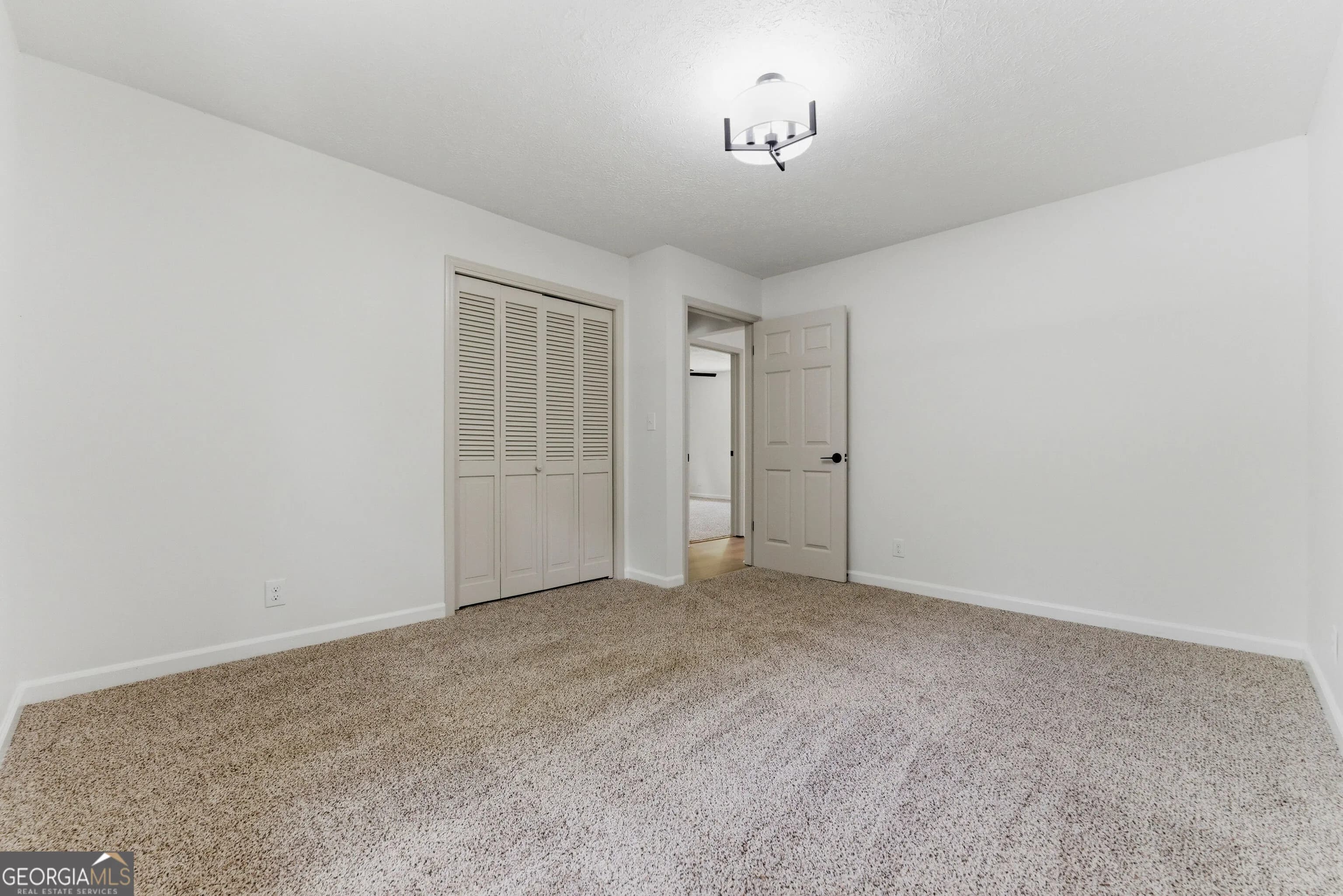 565 Ray Cole Rd — photo 10 of 26