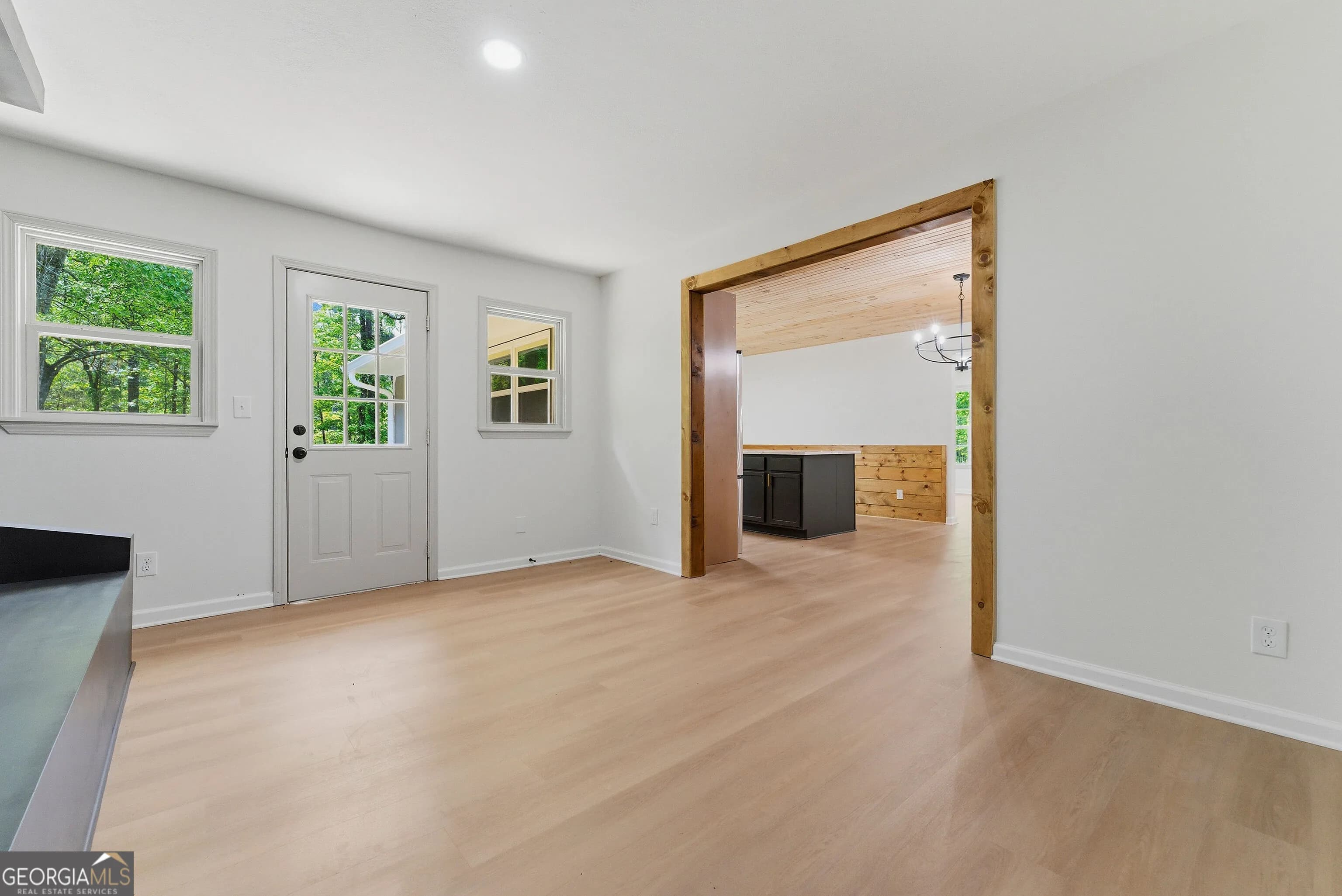 565 Ray Cole Rd — photo 6 of 26