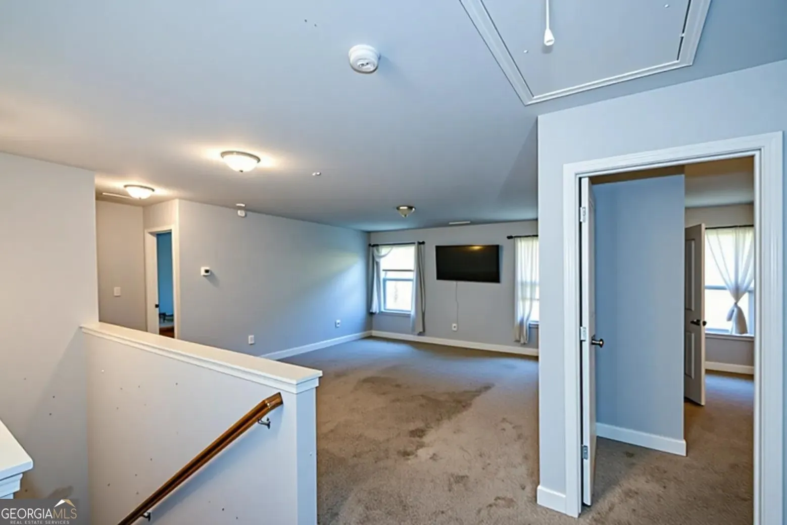 84 Greatwood Ln — photo 8 of 22