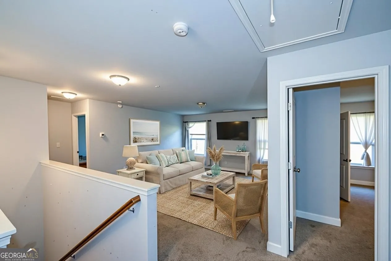 84 Greatwood Ln — photo 9 of 22