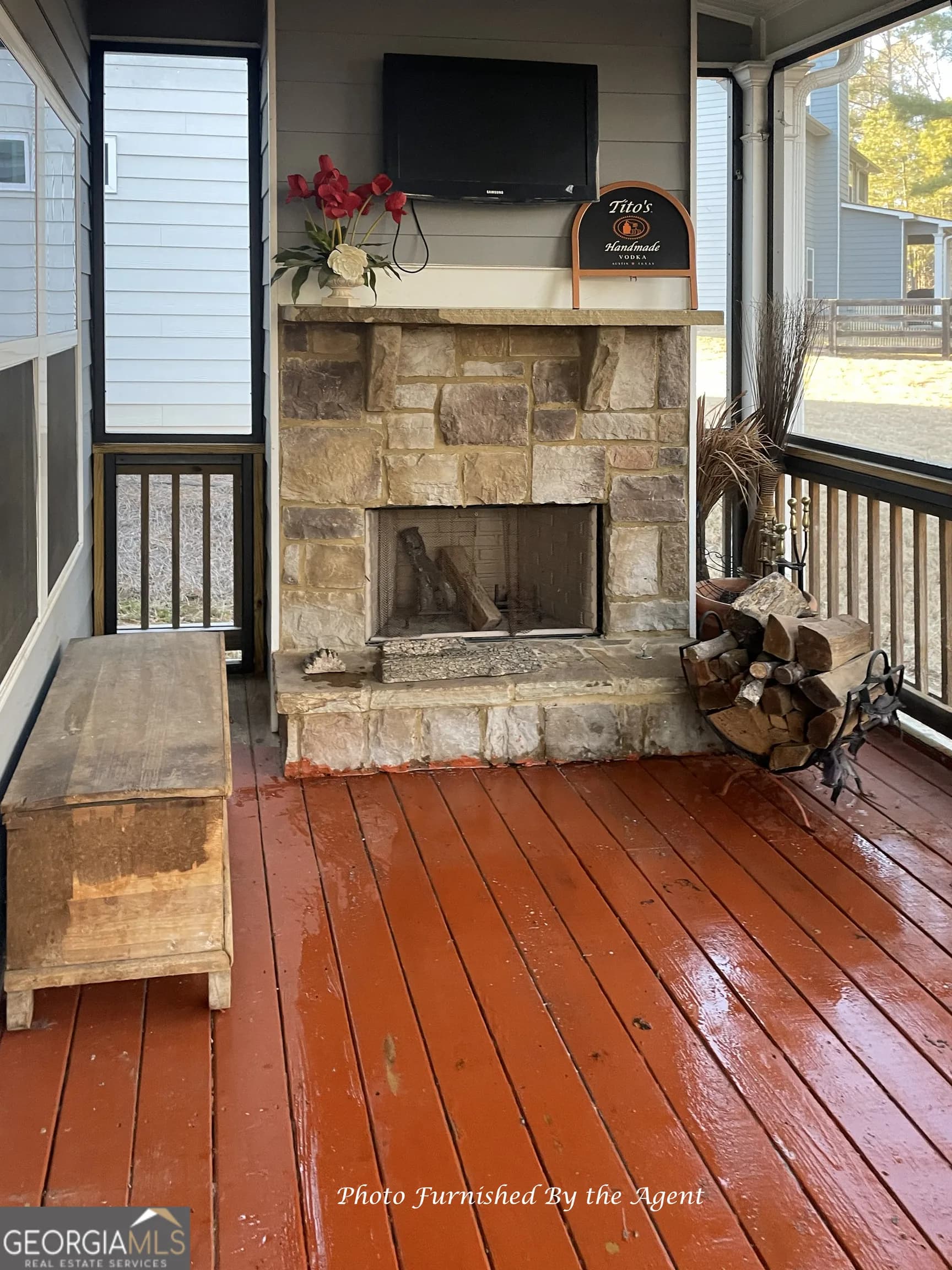 84 Greatwood Ln — photo 11 of 22