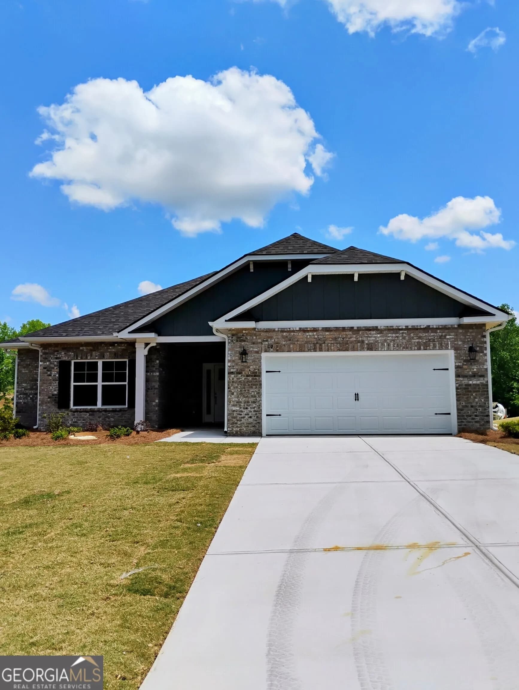 325 Angela Ave, Bowdon