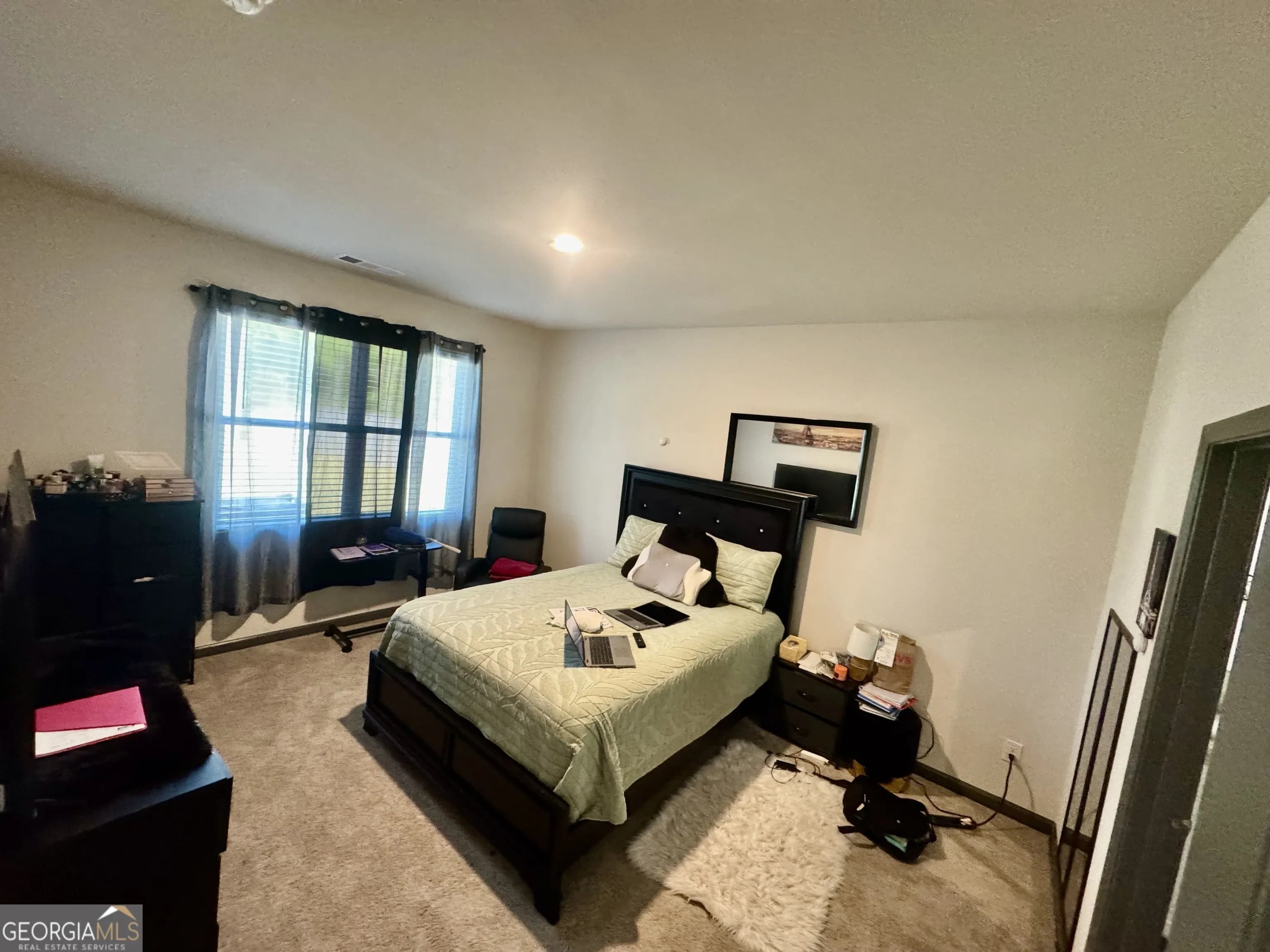 32 Oak Leaf Rd — photo 3 of 24