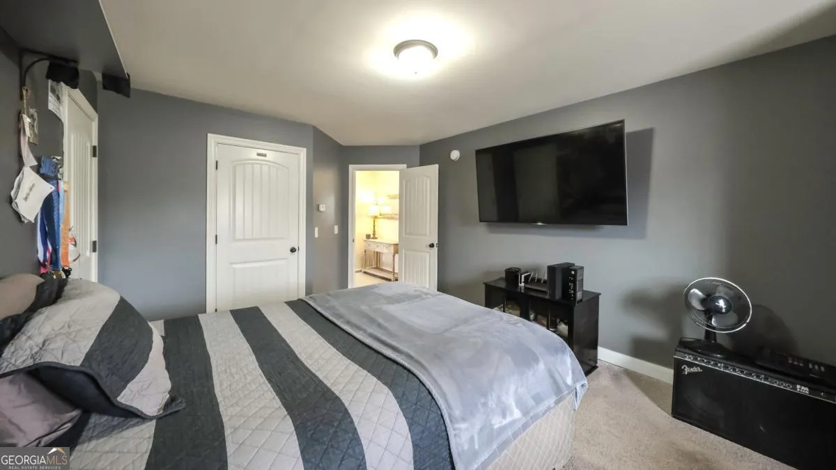 824 Vicki Cir — photo 23 of 45