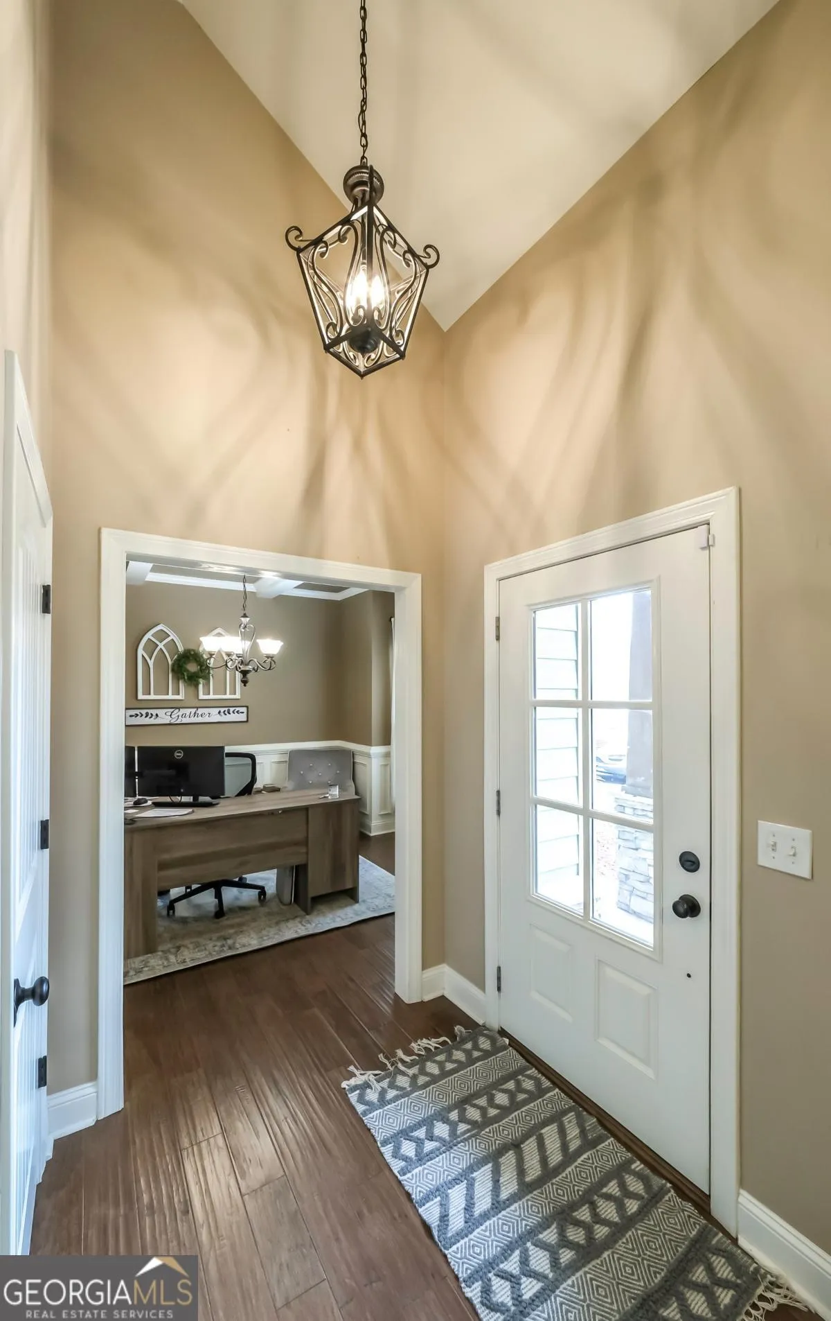 824 Vicki Cir — photo 41 of 45