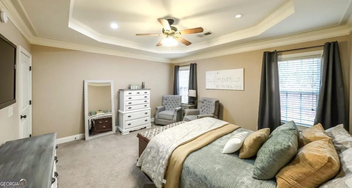 824 Vicki Cir — photo 14 of 45