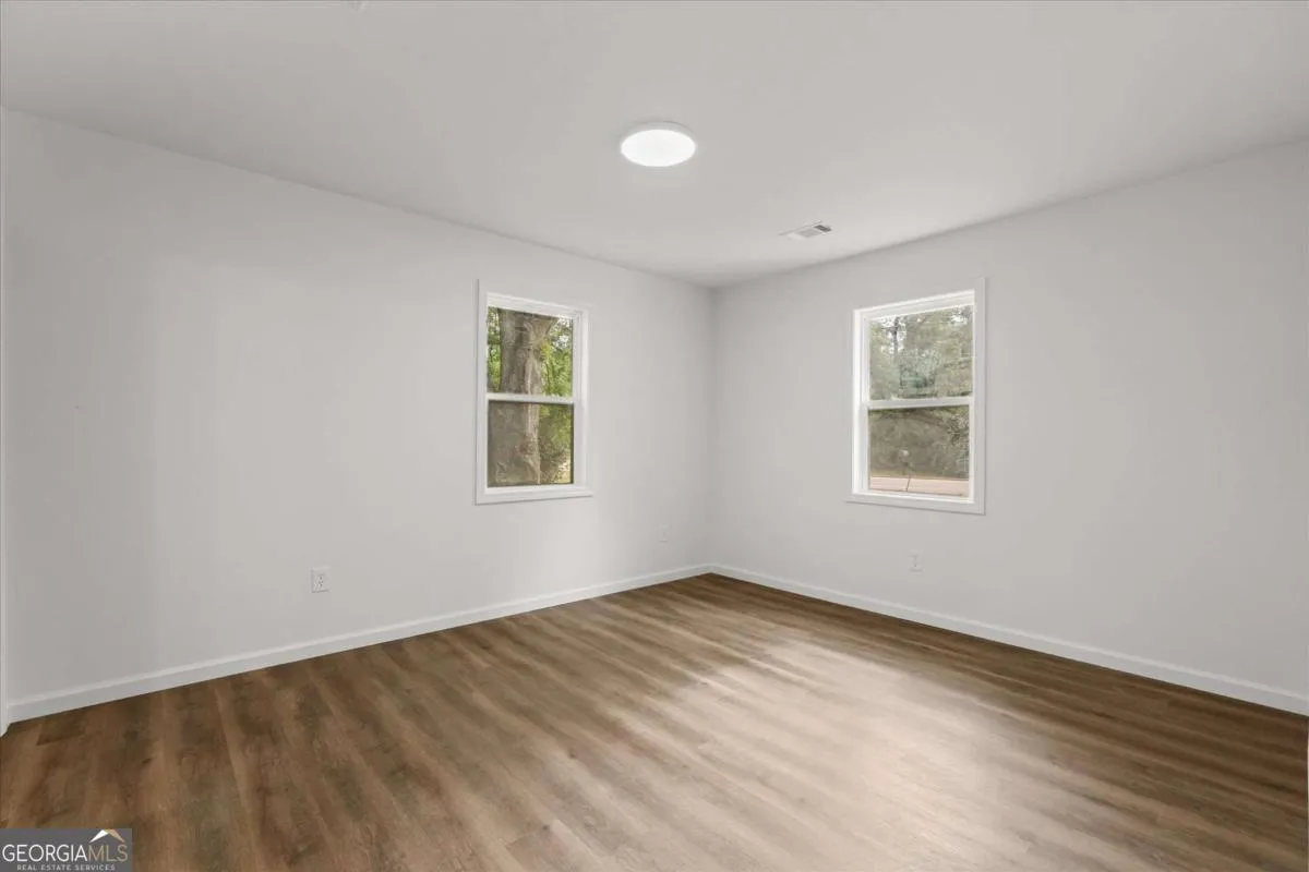 315 Bledsoe St — photo 9 of 30