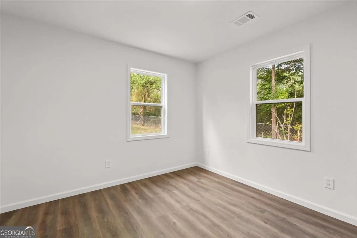 315 Bledsoe St — photo 8 of 30