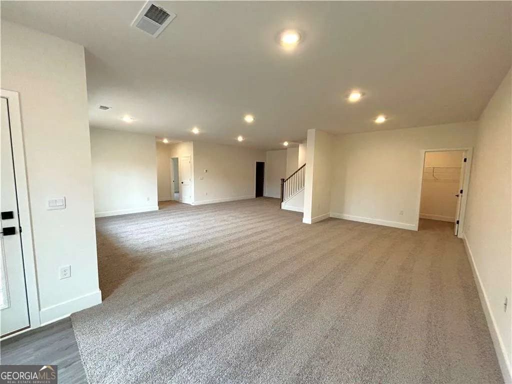 3380 Trevi Trl — photo 8 of 21