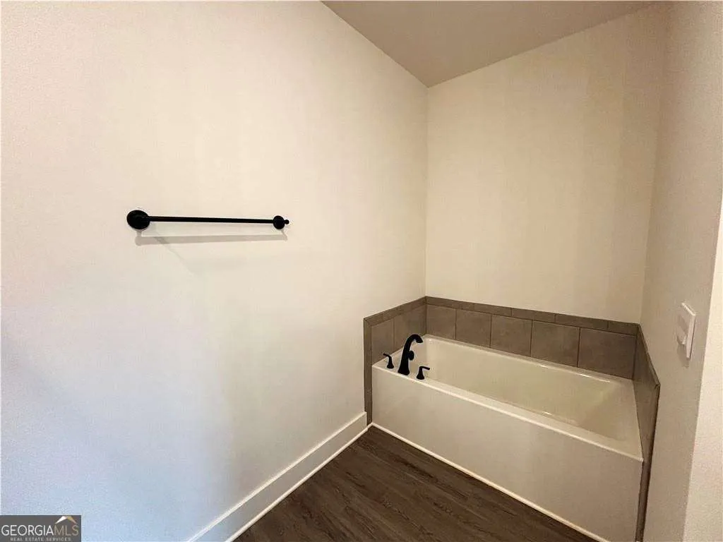 3380 Trevi Trl — photo 3 of 21