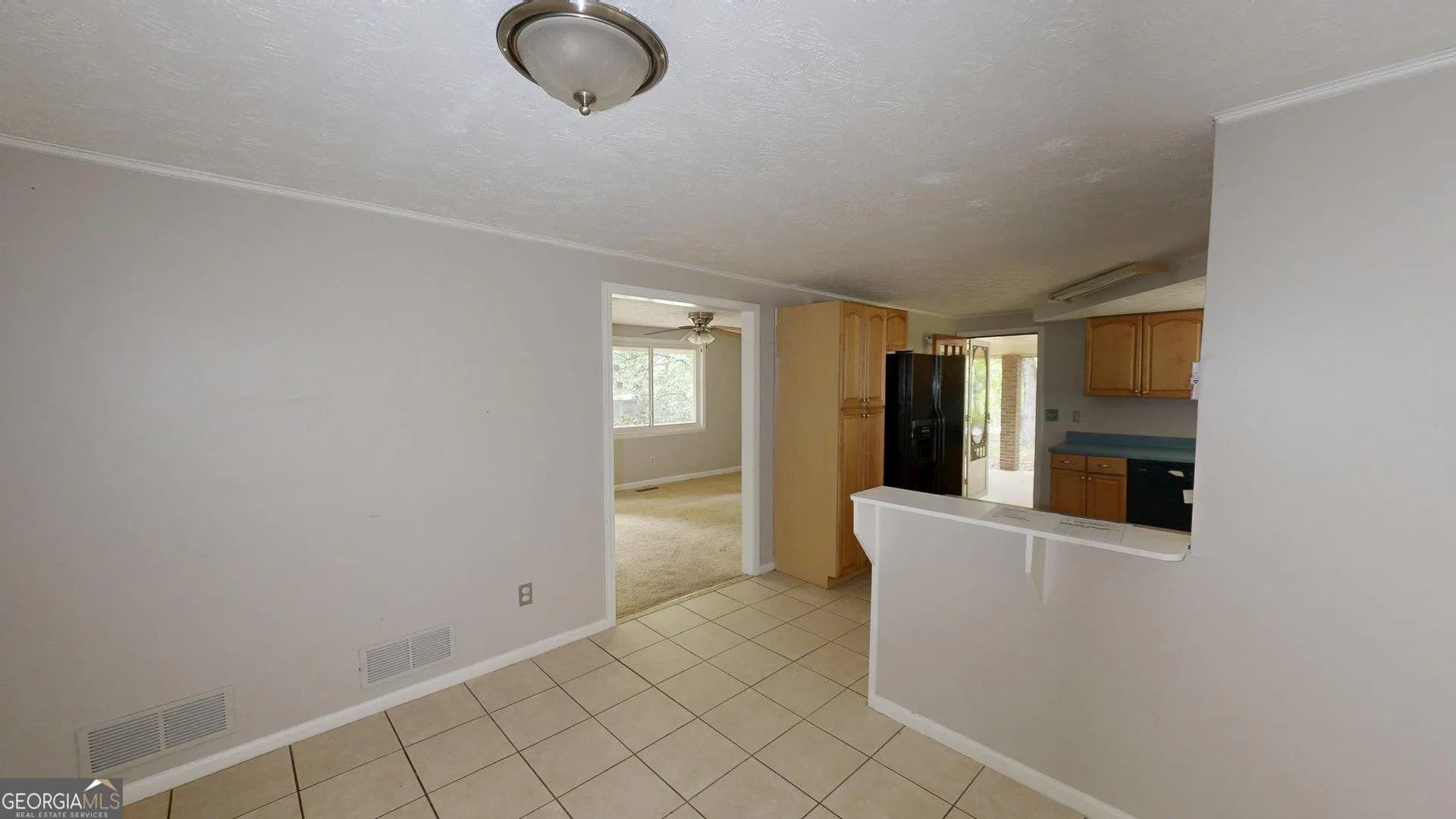 6198 Rocky Creek Dr — photo 3 of 33