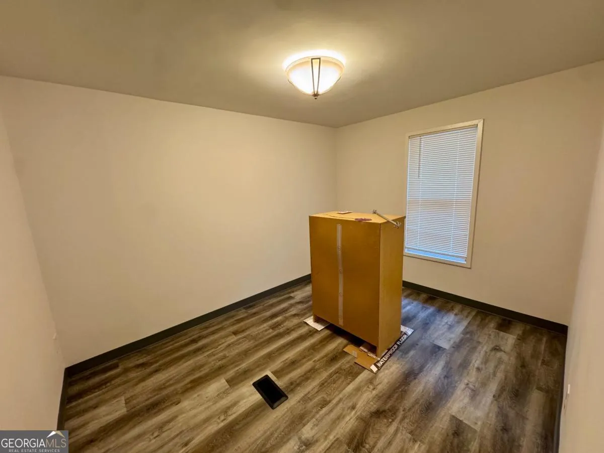 126 Mccready Dr — photo 6 of 15