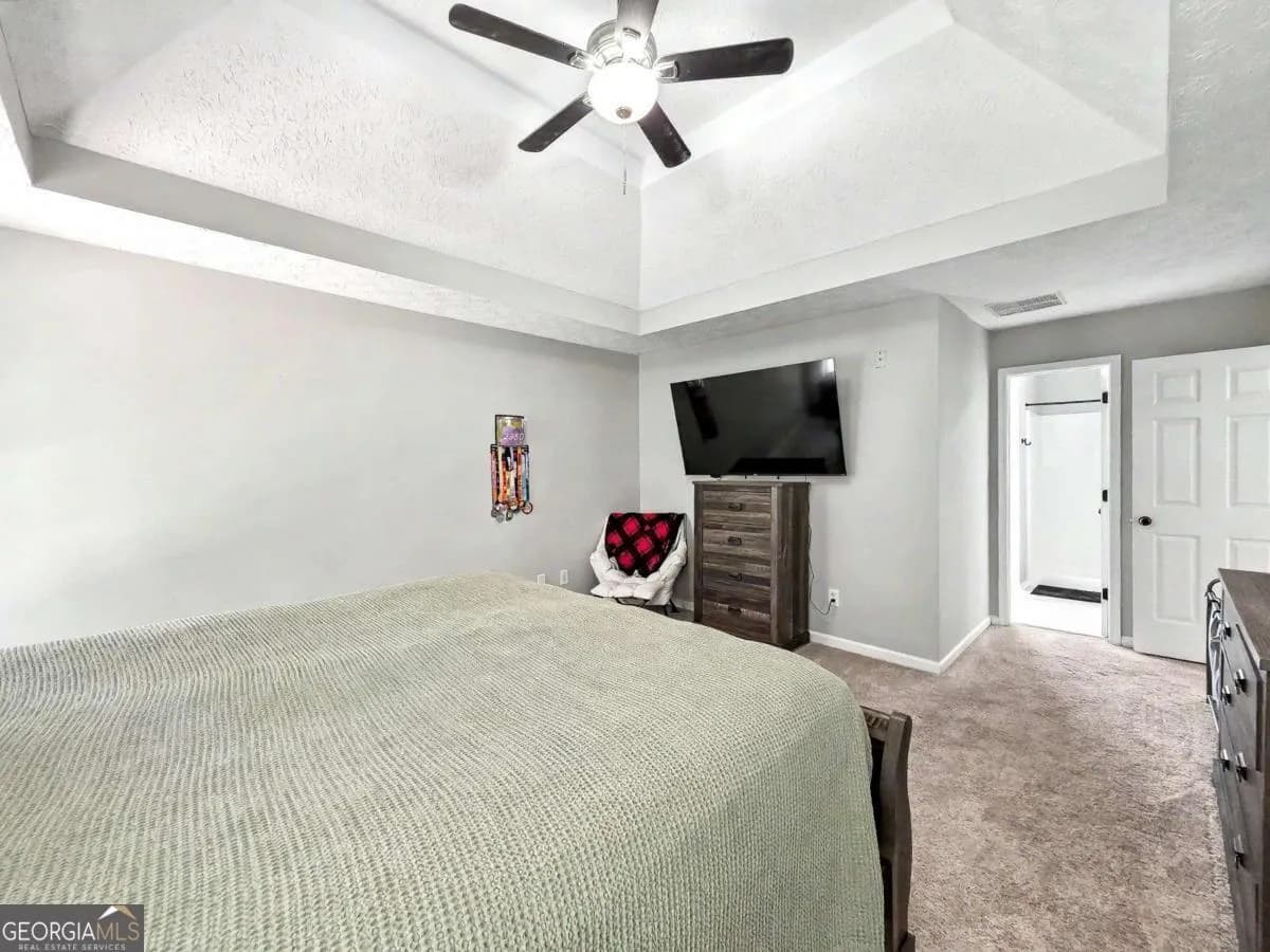 74 Crestview Ln — photo 11 of 35