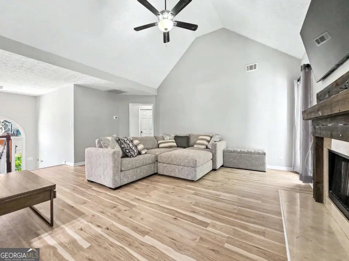 74 Crestview Ln — photo 32 of 35