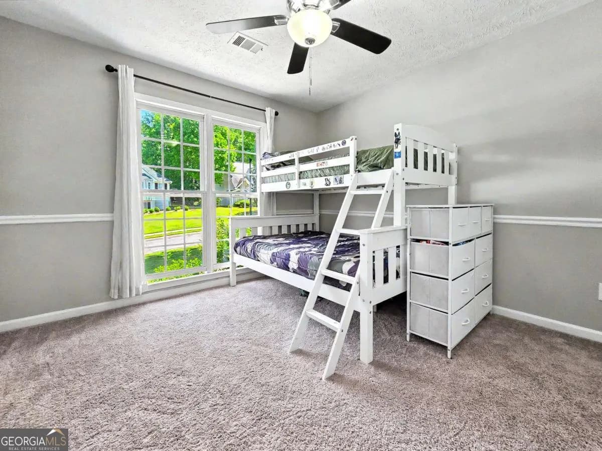 74 Crestview Ln — photo 7 of 35