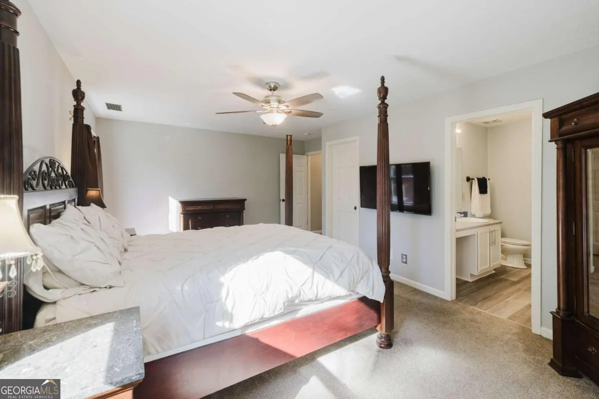 430 Autumn Creek Dr — photo 18 of 39