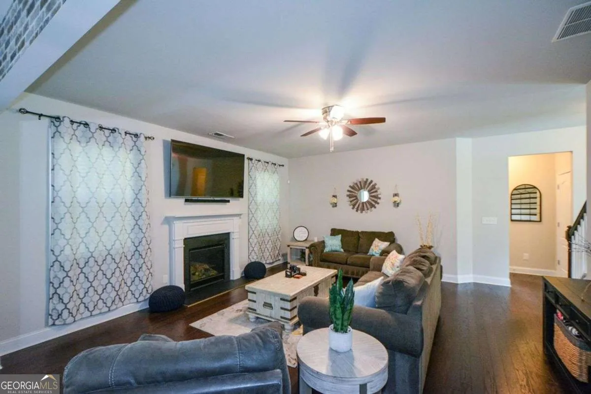 325 Paces Dr — photo 18 of 53