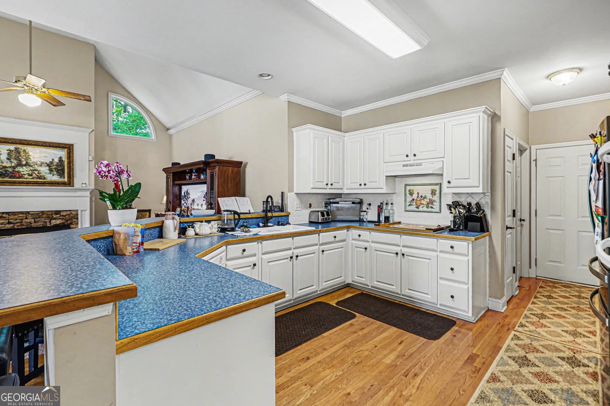 9912 Bridgewater Pte — photo 4 of 49
