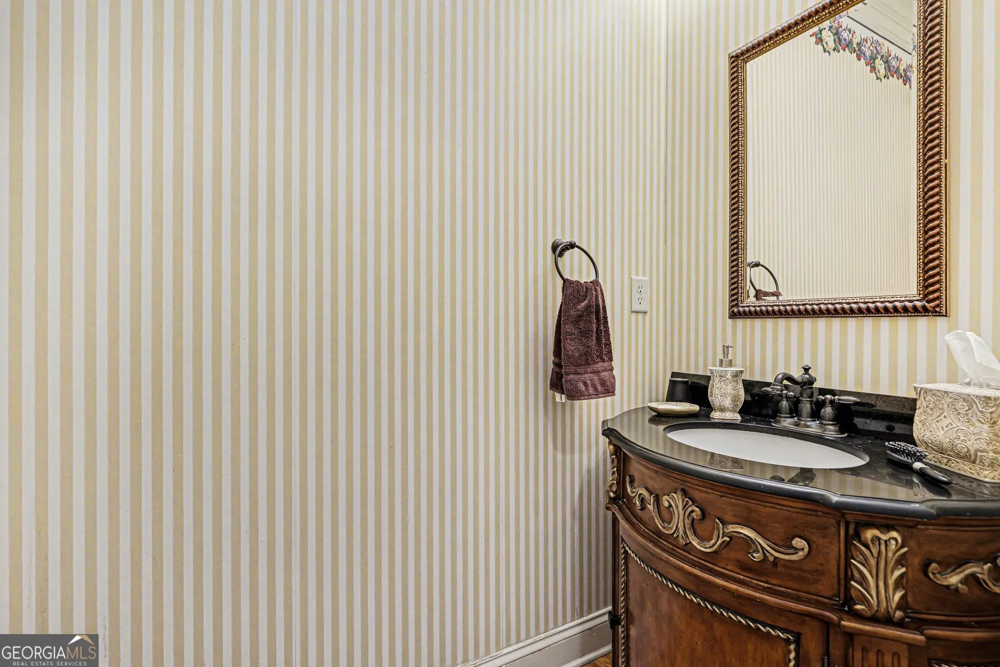 9912 Bridgewater Pte — photo 16 of 49