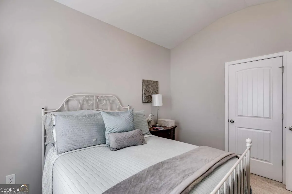 204 Stone Creek Ct — photo 11 of 32