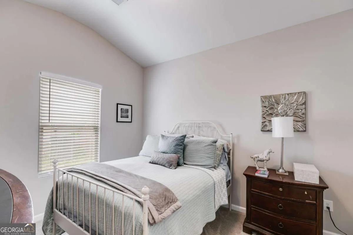 204 Stone Creek Ct — photo 10 of 32