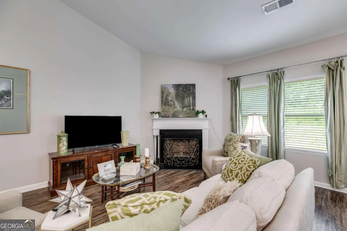 204 Stone Creek Ct — photo 3 of 32