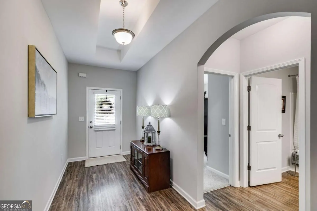 204 Stone Creek Ct — photo 16 of 32