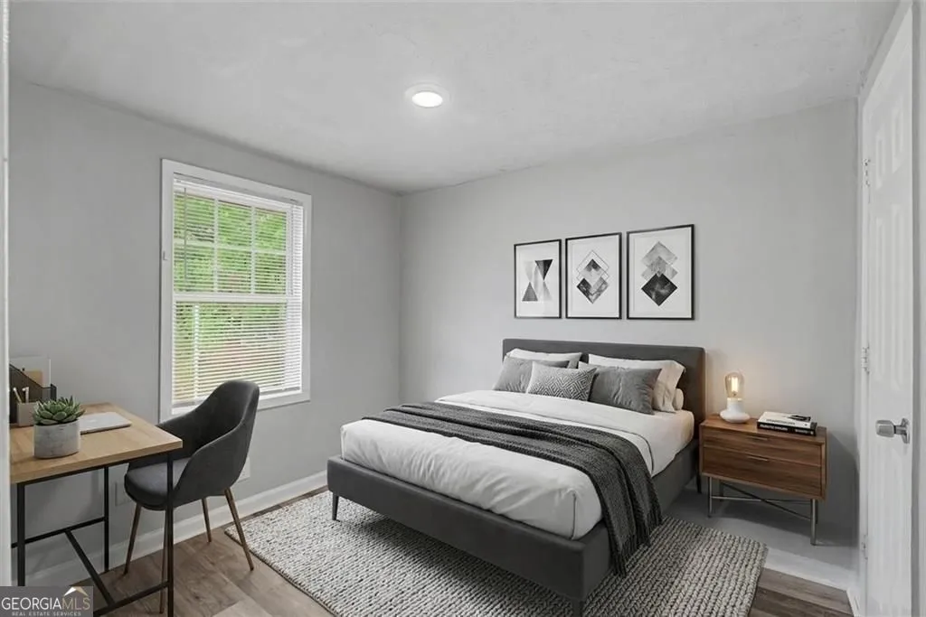 8012 Green St — photo 4 of 22