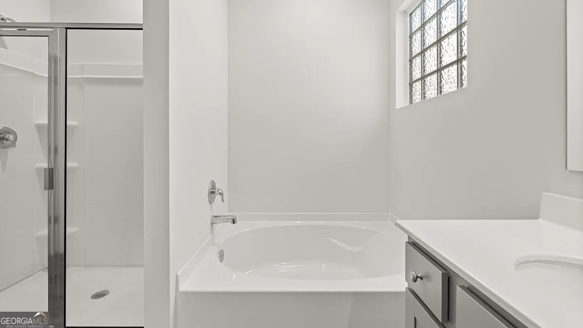 44 Oakleigh Psge — photo 10 of 27