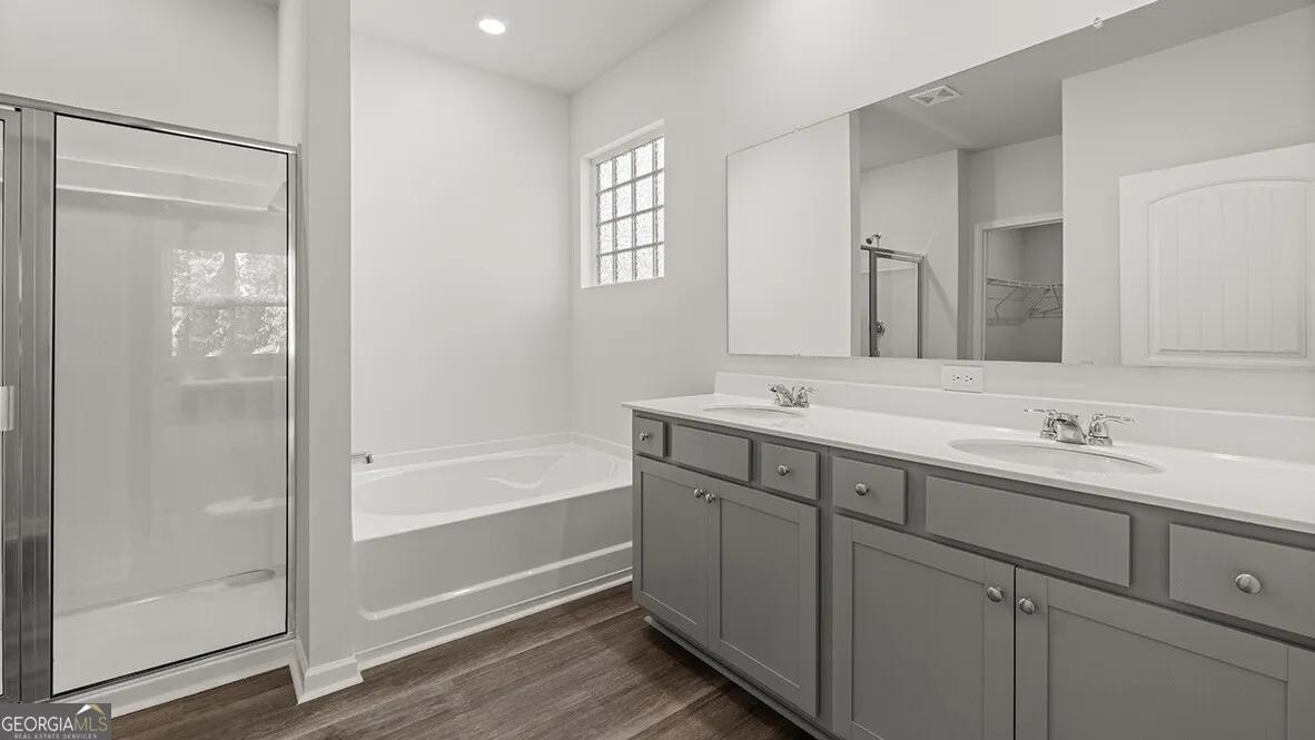 44 Oakleigh Psge — photo 8 of 27