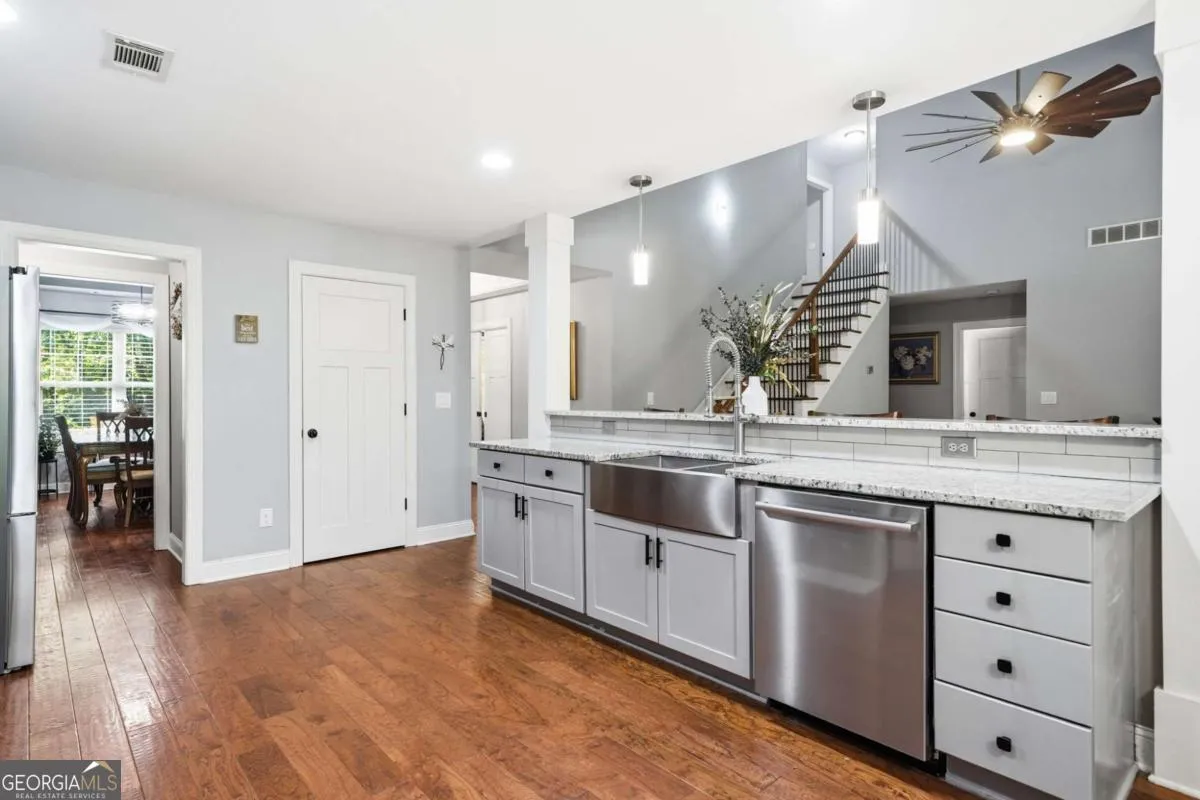 7202 Tara Dr — photo 25 of 64