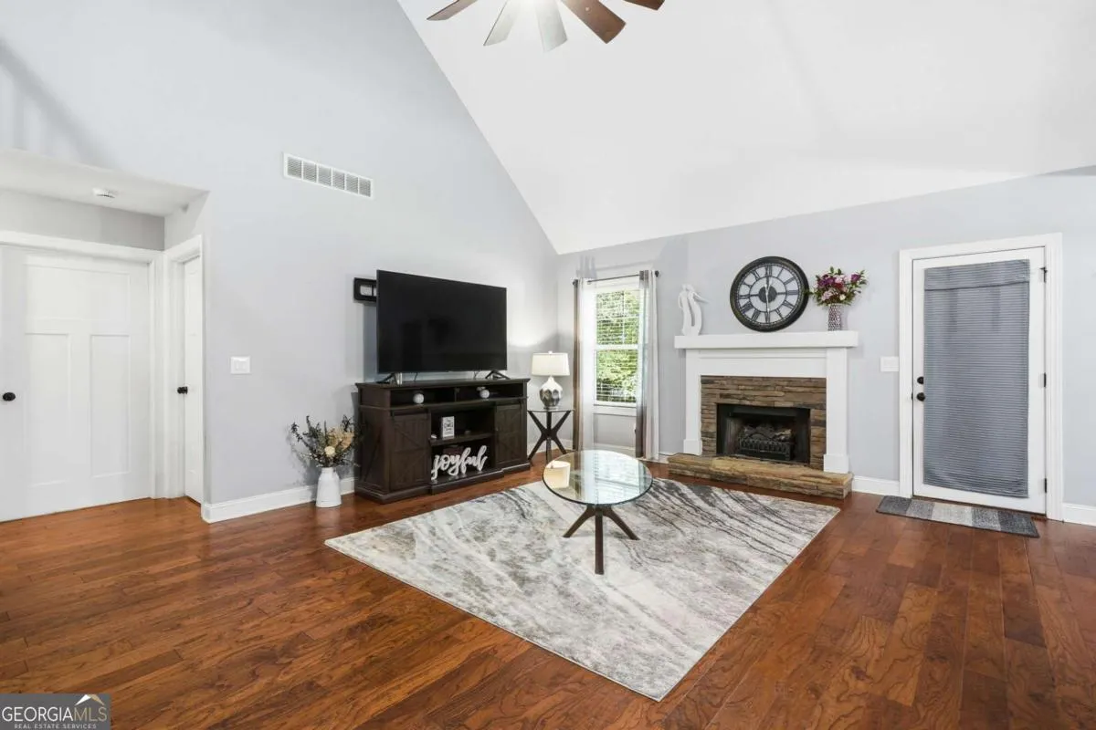 7202 Tara Dr — photo 33 of 64