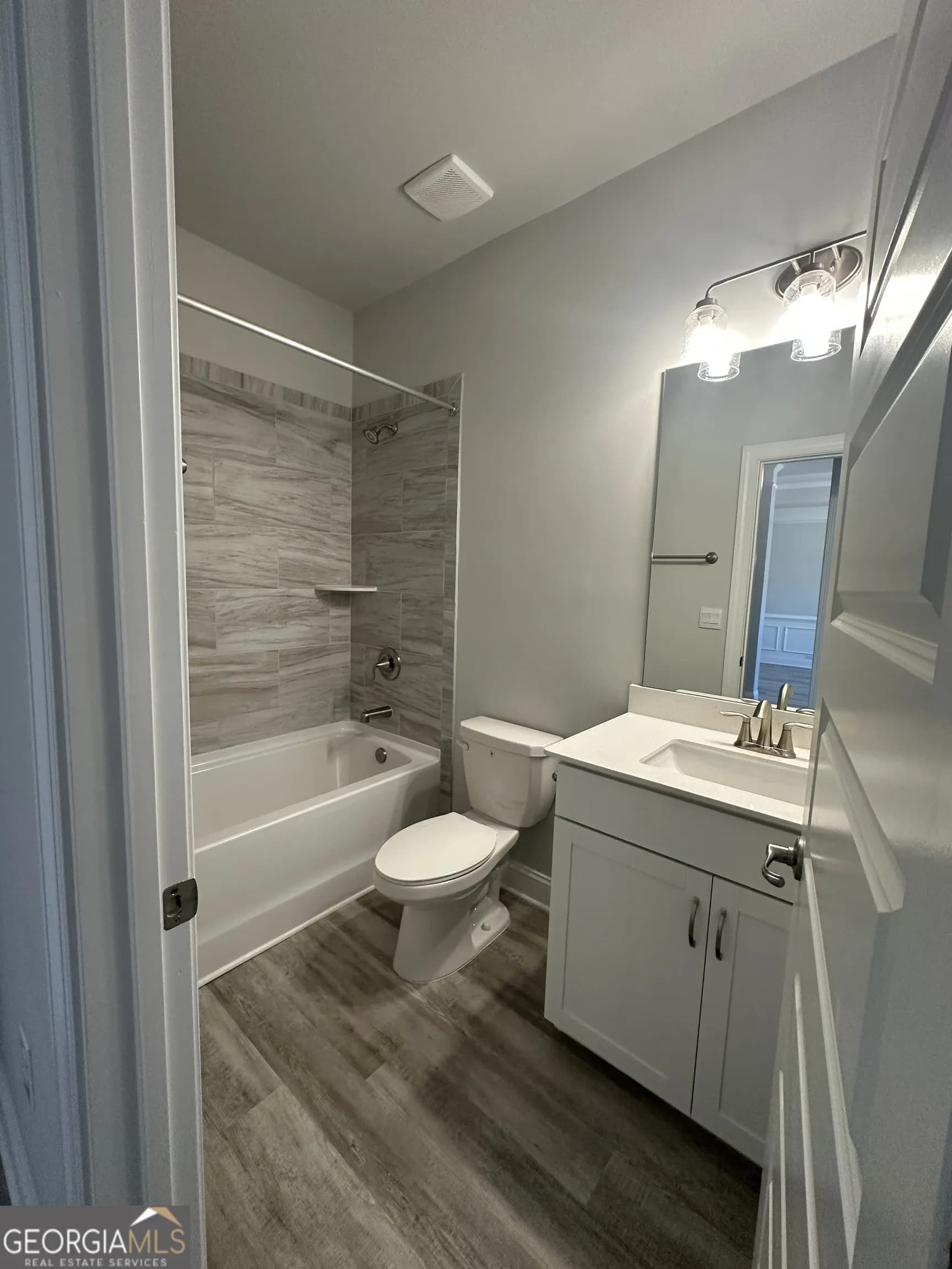 3020 Fairway Dr — photo 19 of 33