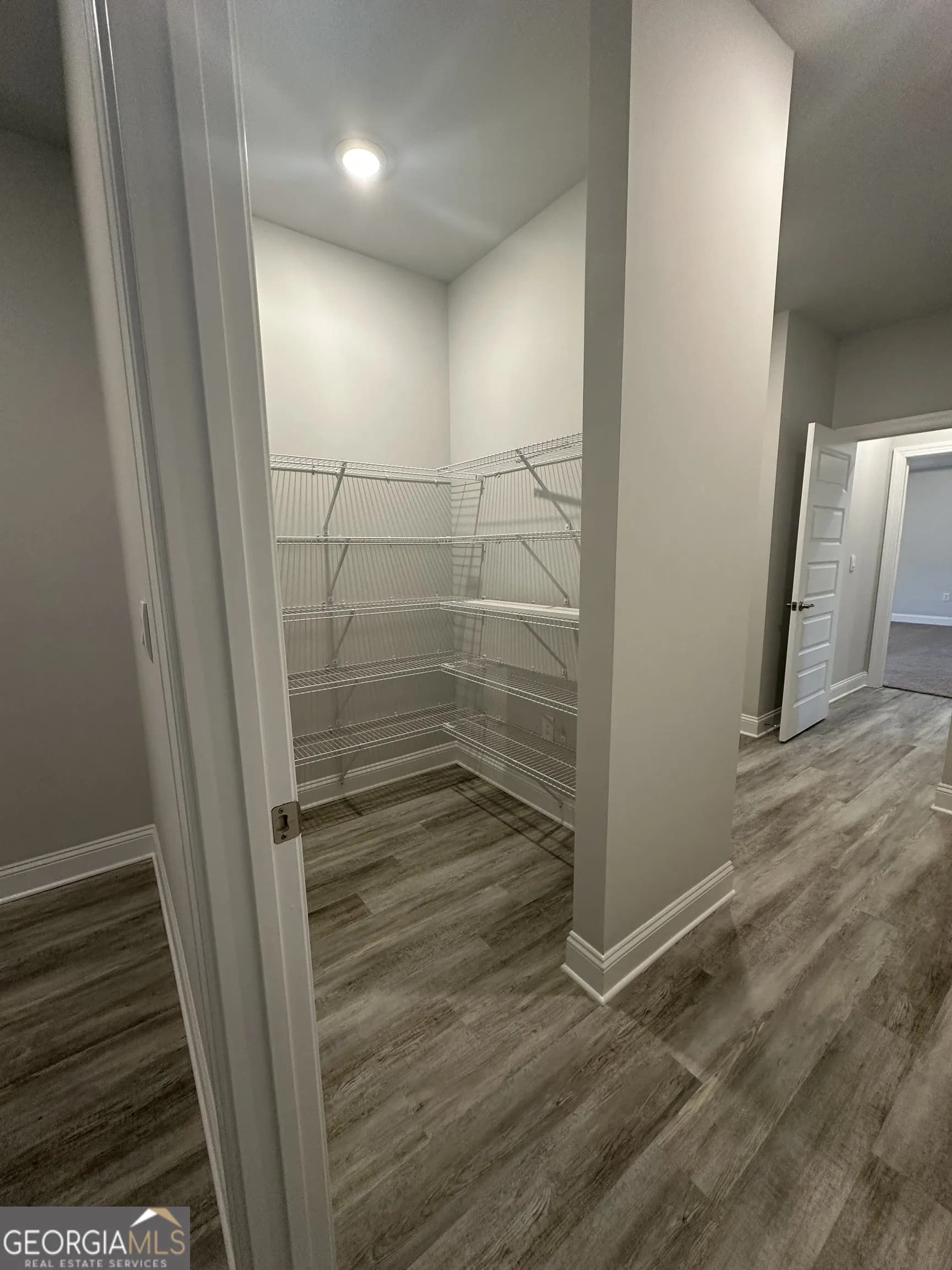 3020 Fairway Dr — photo 12 of 33