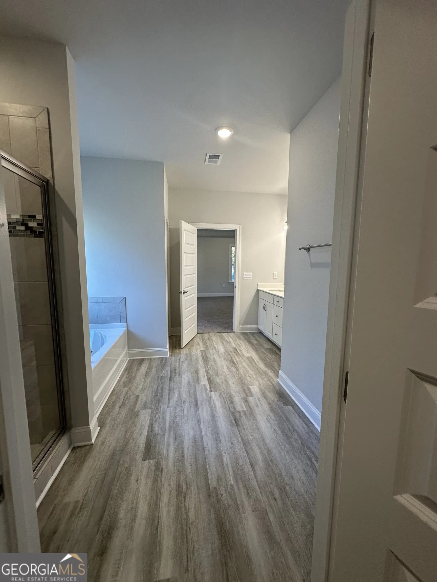 3020 Fairway Dr — photo 23 of 33