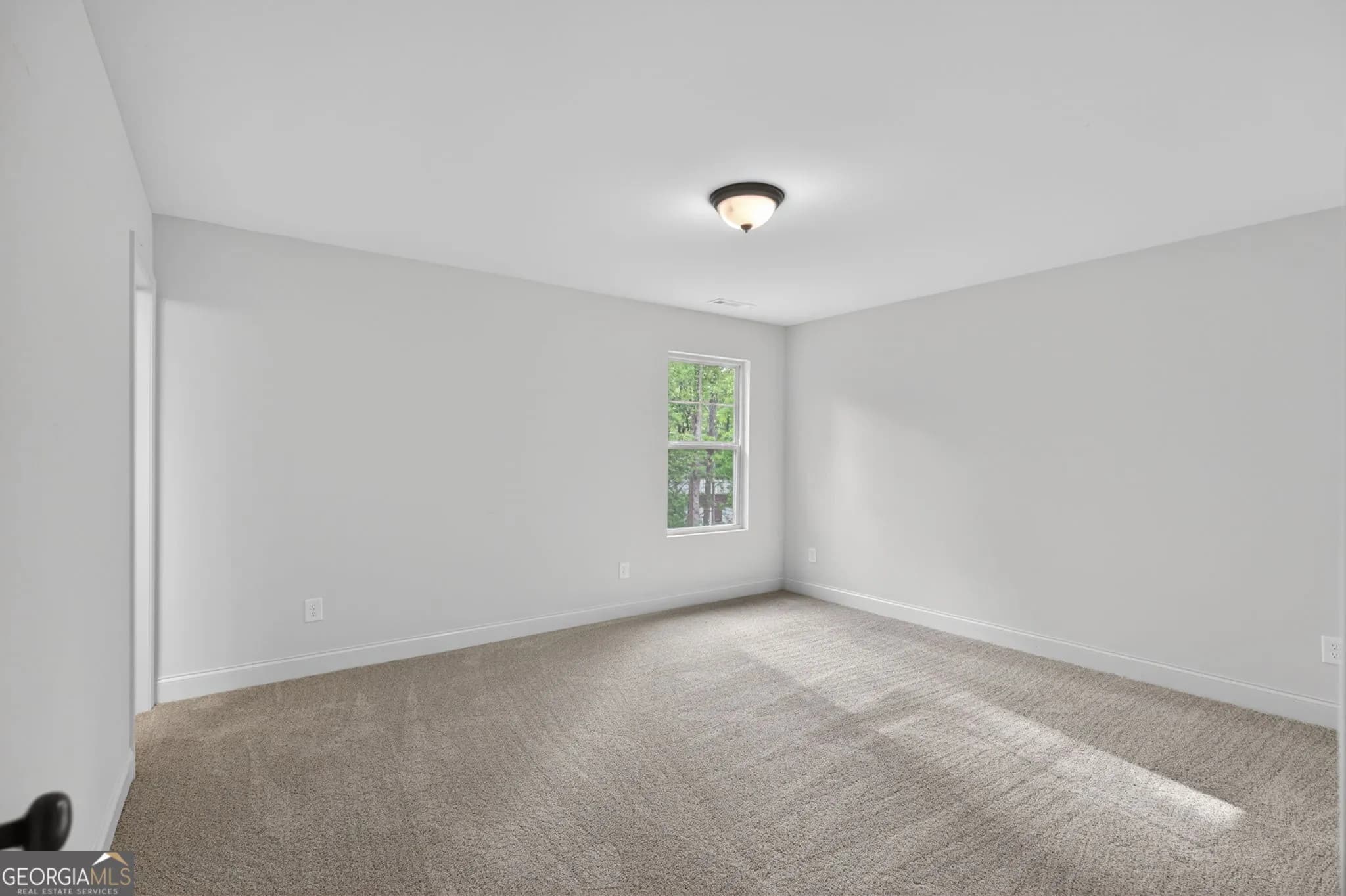 1180 Awenasa Dr — photo 10 of 23